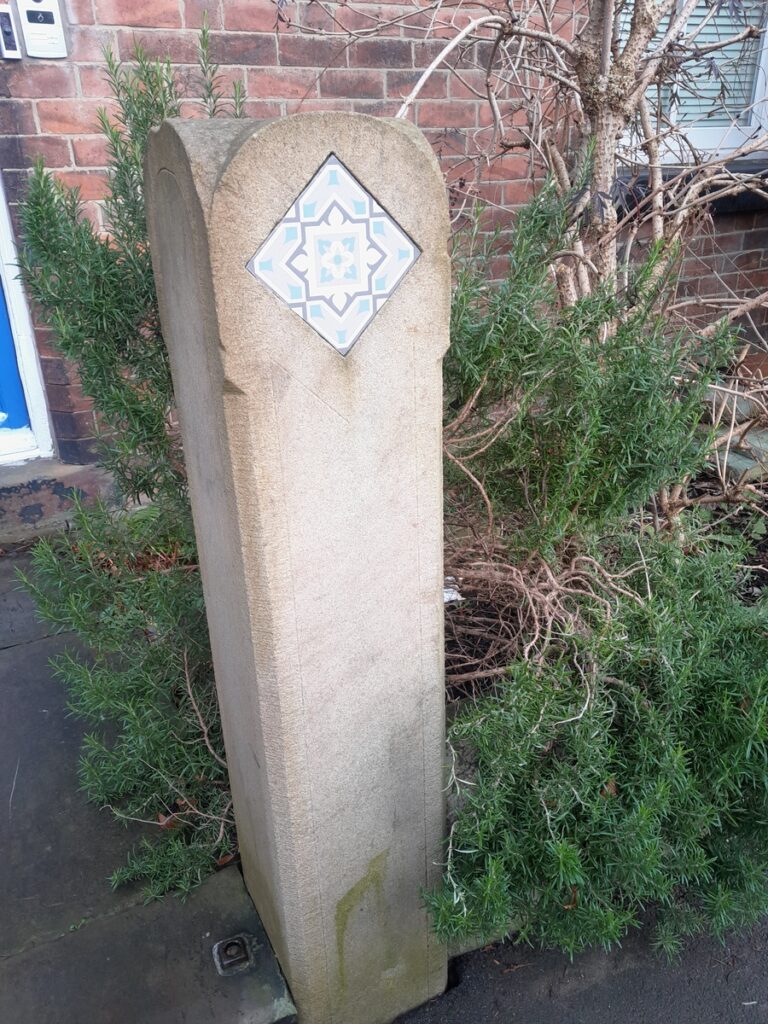 four way top gatepost